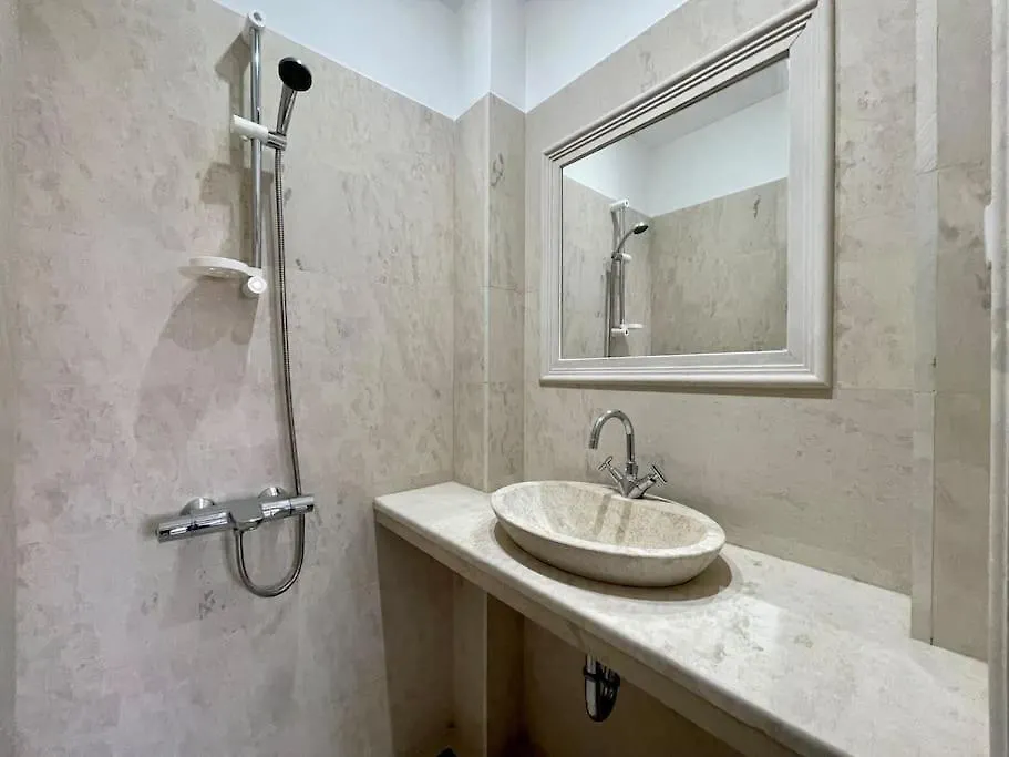 Appartamento 2Bd On Vitosha Street By Cosher Sofia