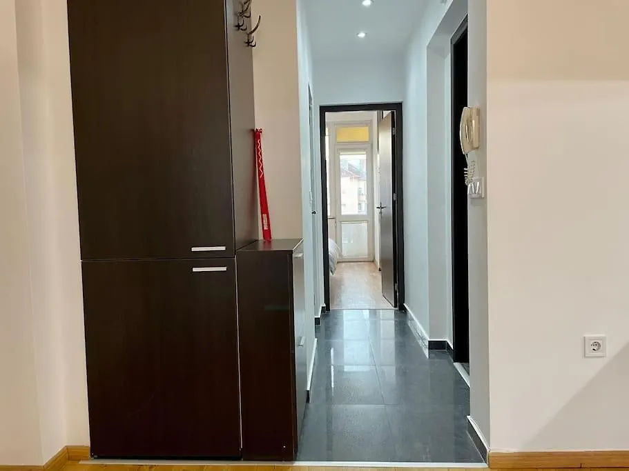 2Bd On Vitosha Street By Cosher Sofia